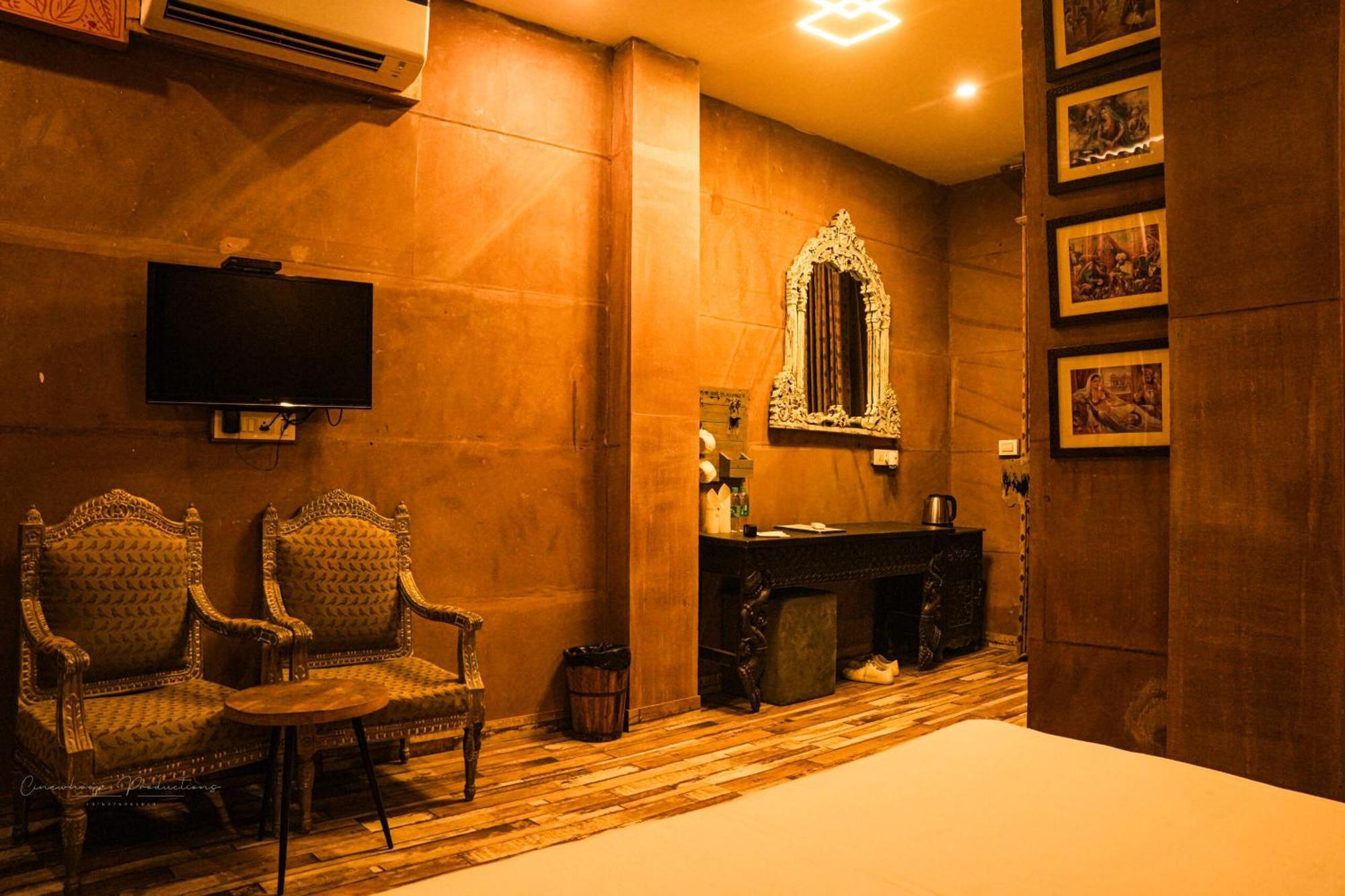 Hotel Rani Mahal Dźodhpur Zewnętrze zdjęcie